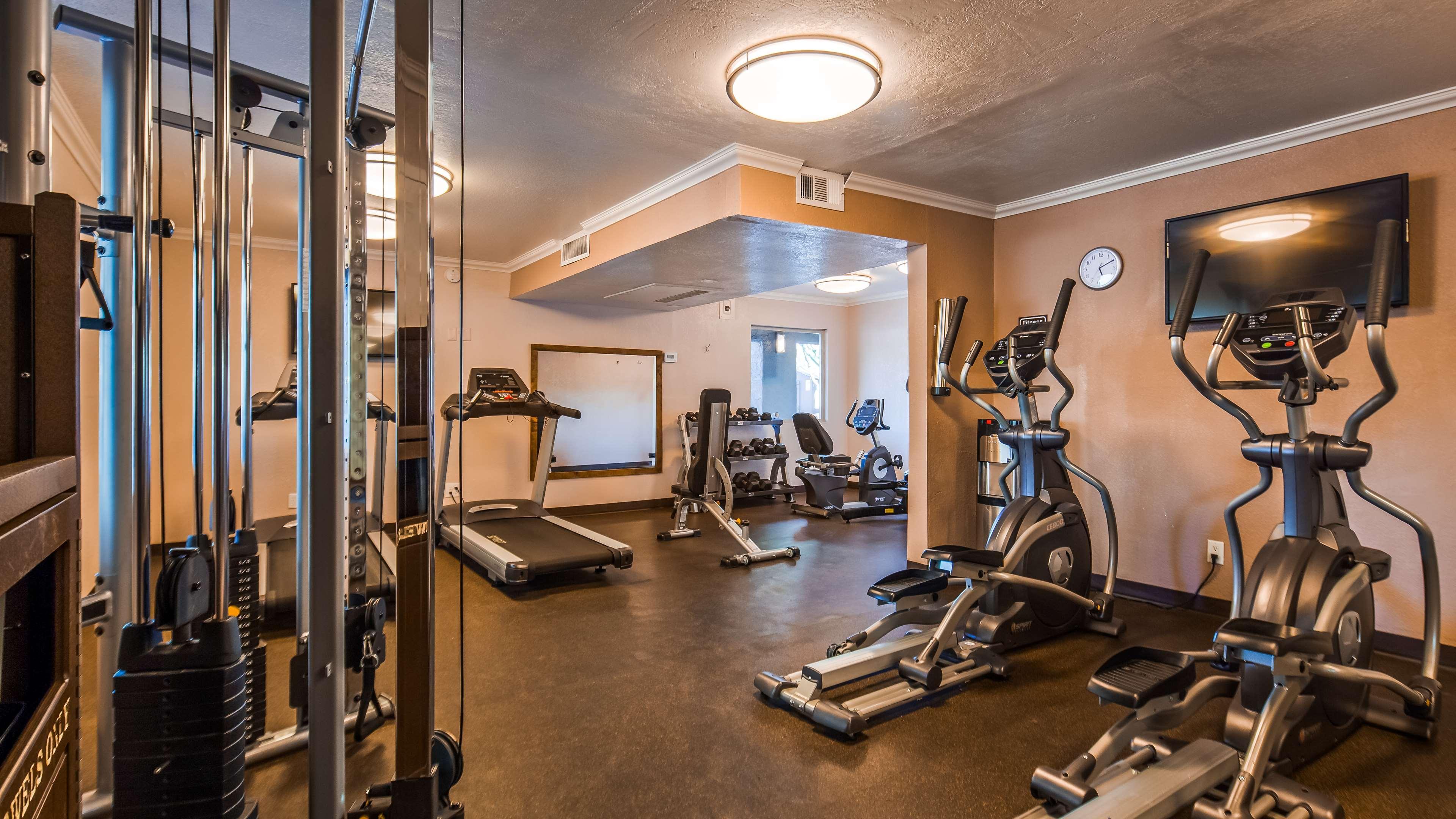 Best Western Innsuites Phoenix Hotel & Suites Экстерьер фото